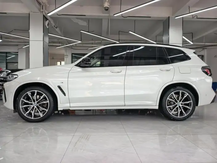 BMW X3 2023 Model xDrive30i Leading Model M Night Set – фото 4