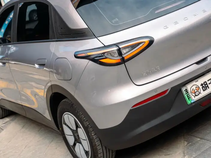 Geely Galaxy StarWish 2025 Model 310km Youth Edition – фото 9