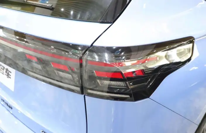 Volkswagen Tiguan L 2024 Model Pro 380TSI 4WD R-Line Zhizun Edition – фото 8