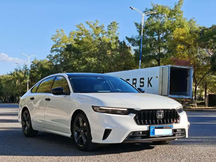 Honda INSPIRE 2023 Model 260TURBO Exquisite Edition – фото 3