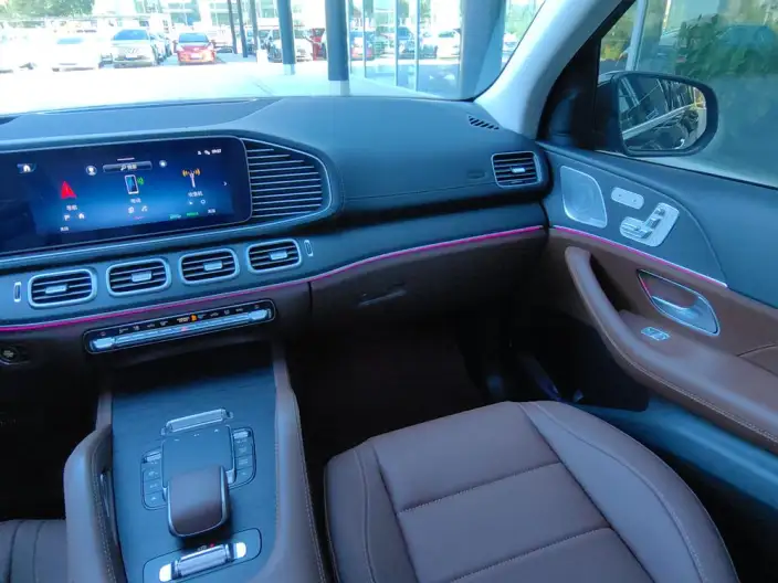 Mercedes-Benz GLE Imported 2025 Model GLE 450 4MATIC Luxury Model – фото 8