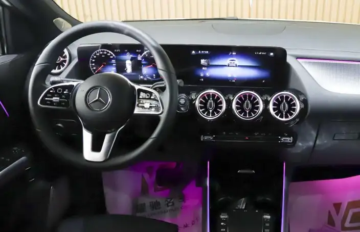 Mercedes-Benz GLA 2023 Model Facelift GLA 200 – фото 8