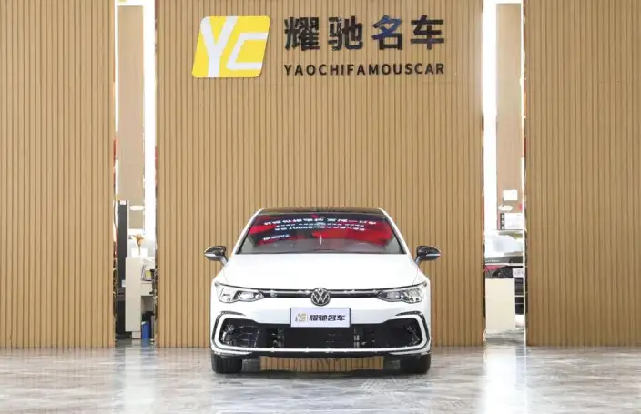 Volkswagen Golf 2023 Model Facelift 280TSI DSG R-Line Lite – фото 2