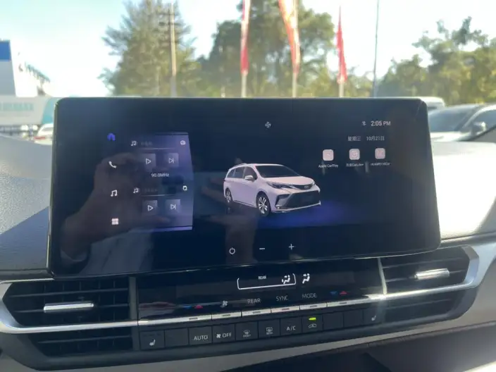 Granvia 2024 Model Intelligent Hybrid 2.5L 2WD Comfort Edition – фото 7