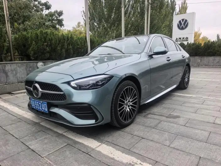 Mercedes-Benz C-Class 2026 Model C 260 L Sports sedan – фото 1