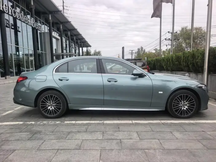 Mercedes-Benz C-Class 2026 Model C 260 L Sports sedan – фото 7