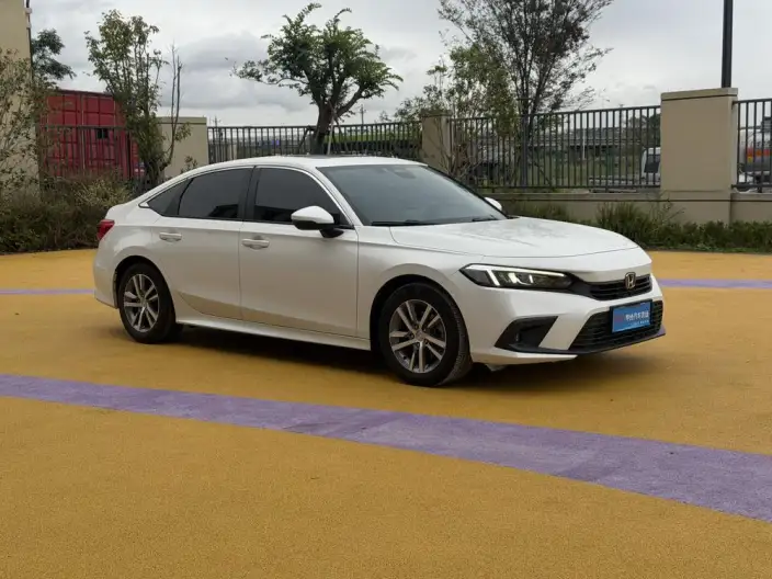 Honda Civic 2022 Model 240TURBO CVT Dynamic Edition – фото 2