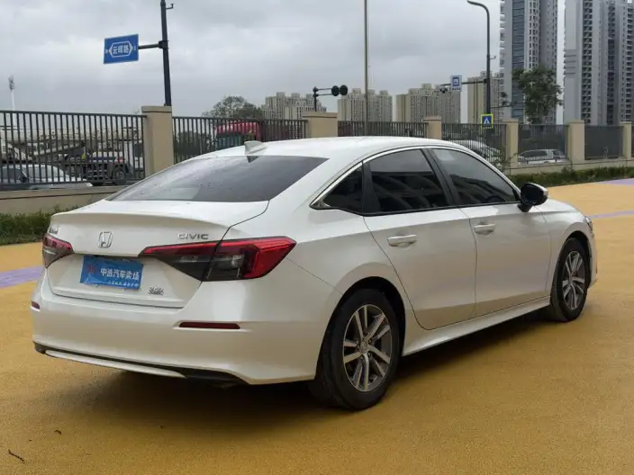 Honda Civic 2022 Model 240TURBO CVT Dynamic Edition – фото 6