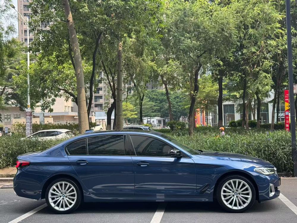 BMW 5 Series Модель 2020 года 530Li Exclusive Luxury Set – фото 5