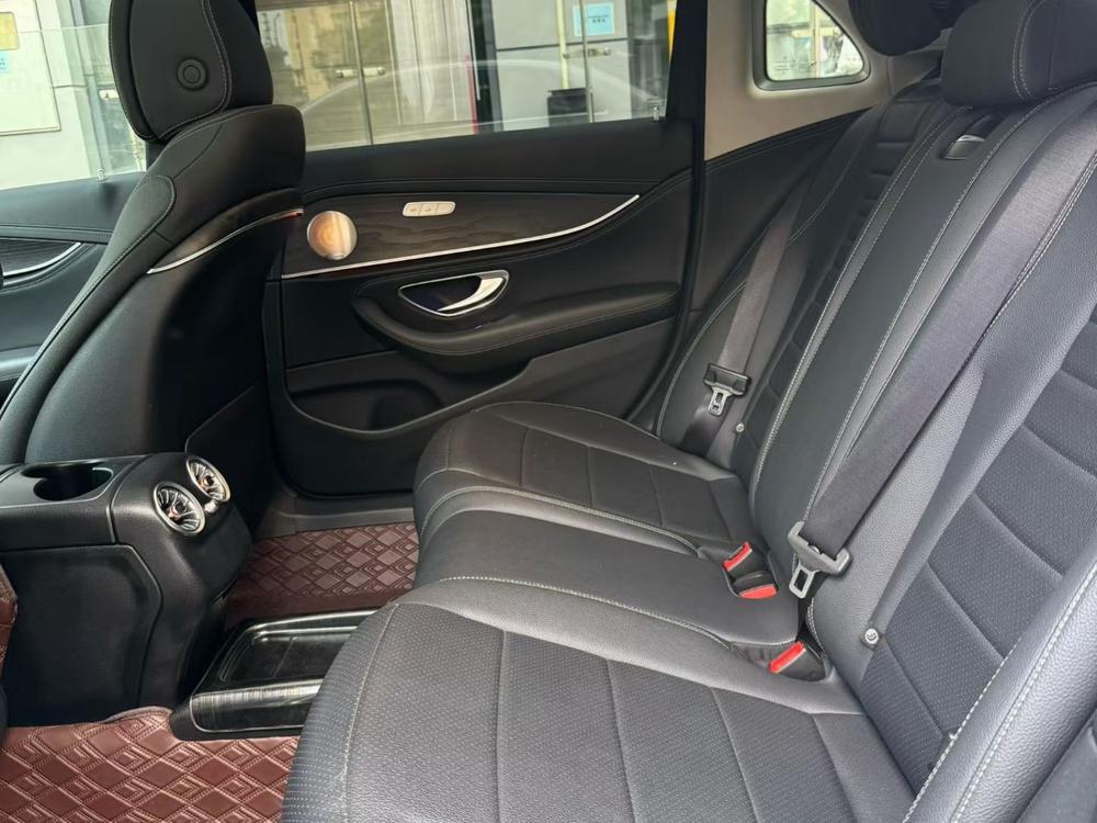 Mercedes-Benz E-Class 2020 E 260 L Sport – фото 9