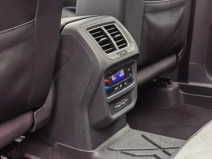Volkswagen Tayron 2024 Model 300TSI 2WD Luxury Plus Advanced version – фото 7