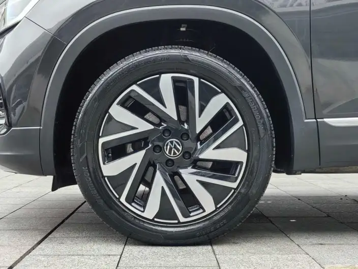 Volkswagen Tayron 2024 Model 300TSI 2WD Luxury Plus Advanced version – фото 9