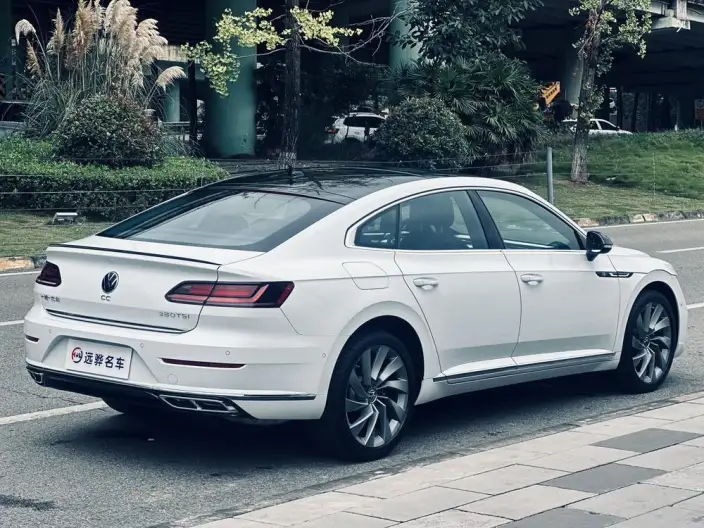 Volkswagen CC 2024 Model 380TSI Eye-catching version