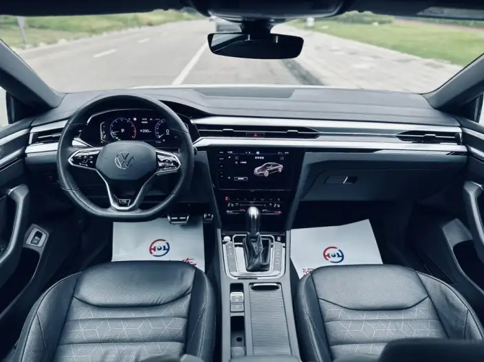 Volkswagen CC 2024 Model 380TSI Eye-catching version – фото 7