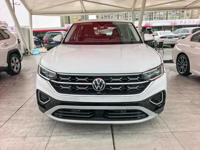 Volkswagen Tayron 2024 Model 330TSI 2WD Luxury Plus Advanced version