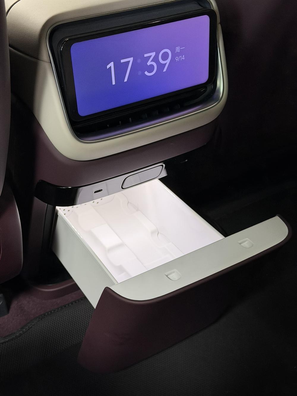 Xiaomi YU7 2025 модификация 4WD Pro Edition – фото 15