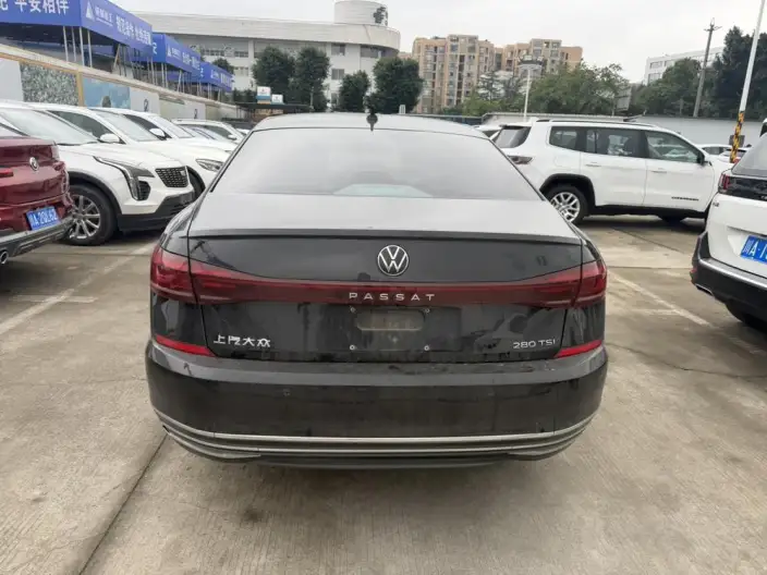 Volkswagen Passat 2022 Model 280TSI Business Edition