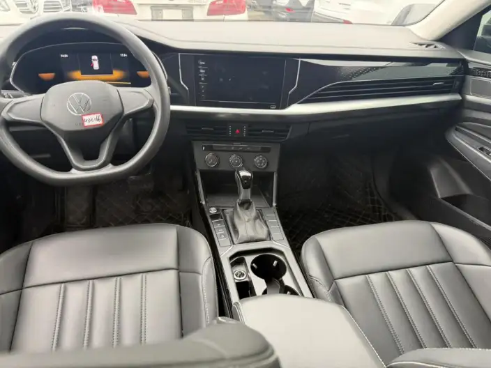 Volkswagen Passat 2022 Model 280TSI Business Edition – фото 9
