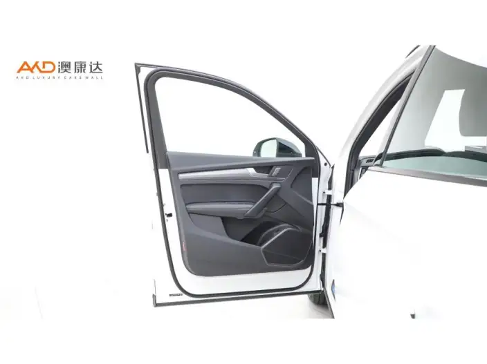 Audi Q5L 2024 Model 40TFSI Luxury Dynamic Model – фото 9