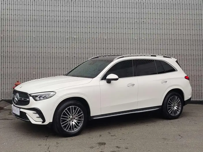 Mercedes-Benz GLC 2024 Model GLC 300 L 4MATIC Dynamic Model 7 seat – фото 1