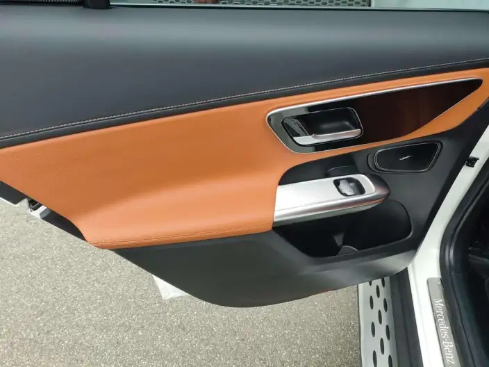 Mercedes-Benz GLC 2024 Model GLC 300 L 4MATIC Dynamic Model 7 seat – фото 10