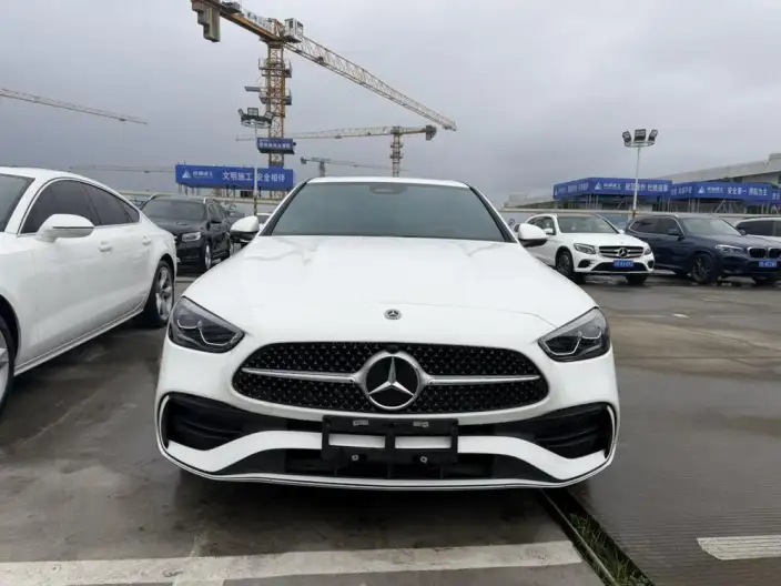 Mercedes-Benz C-Class 2023 Model C 200 L Sports Edition – фото 2