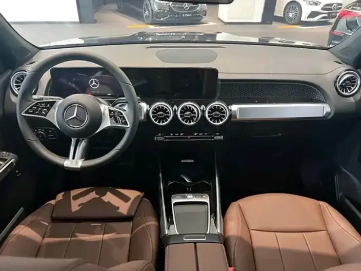 Mercedes-Benz GLB 2024 Model Facelift GLB 220 Fashion Model – фото 7