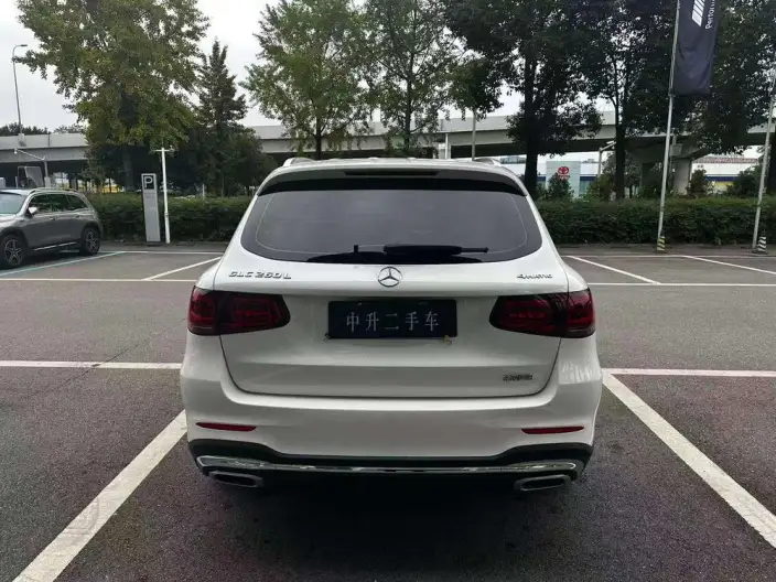 Mercedes-Benz GLC 2022 Model GLC 260 L 4MATIC Luxury Model – фото 6
