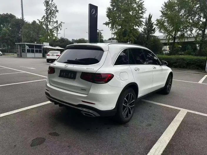 Mercedes-Benz GLC 2022 Model GLC 260 L 4MATIC Luxury Model – фото 7