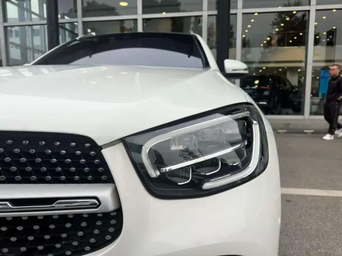 Mercedes-Benz GLC 2022 Model GLC 260 L 4MATIC Luxury Model – фото 9