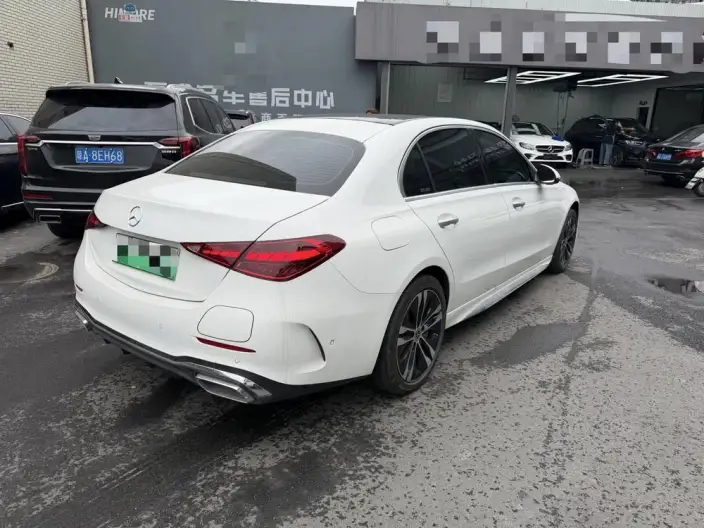Mercedes-Benz C-Class PHEV 2025 Model C 350 eL – фото 6