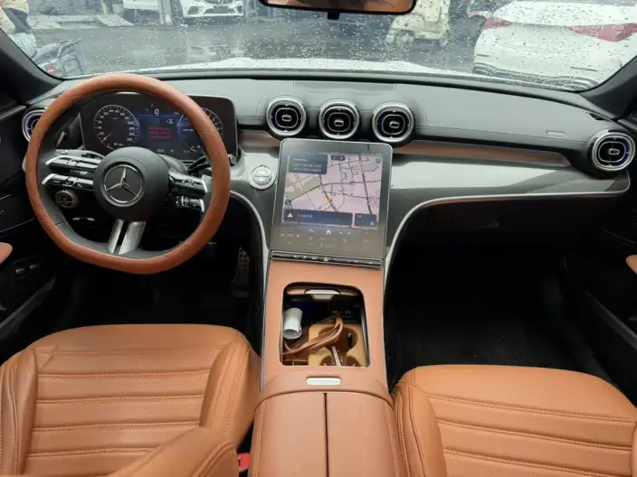 Mercedes-Benz C-Class PHEV 2025 Model C 350 eL – фото 7