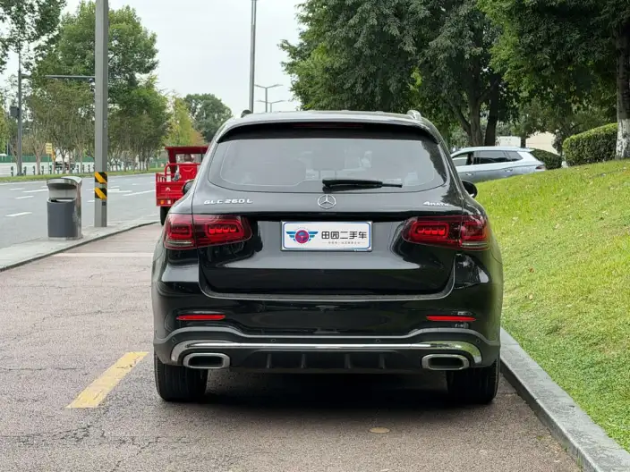 Mercedes-Benz GLC 2022 Model GLC 260 L 4MATIC Luxury Model – фото 5