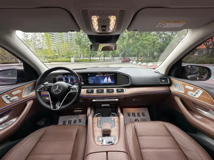 Mercedes-Benz GLS 2024 Model GLS 450 4MATIC Luxury Model – фото 10