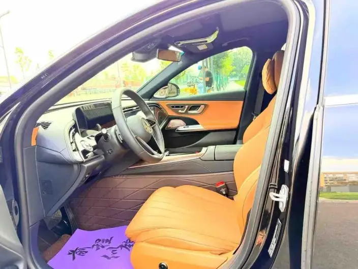Mercedes-Benz E-Class 2025 Model E 300 L Luxury Model sedan – фото 8