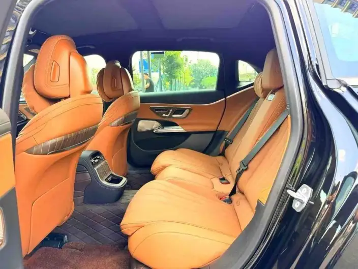 Mercedes-Benz E-Class 2025 Model E 300 L Luxury Model sedan – фото 9