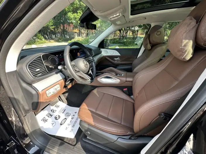 Mercedes-Benz GLS 2025 Model GLS 450 4MATIC Dynamic Model – фото 9