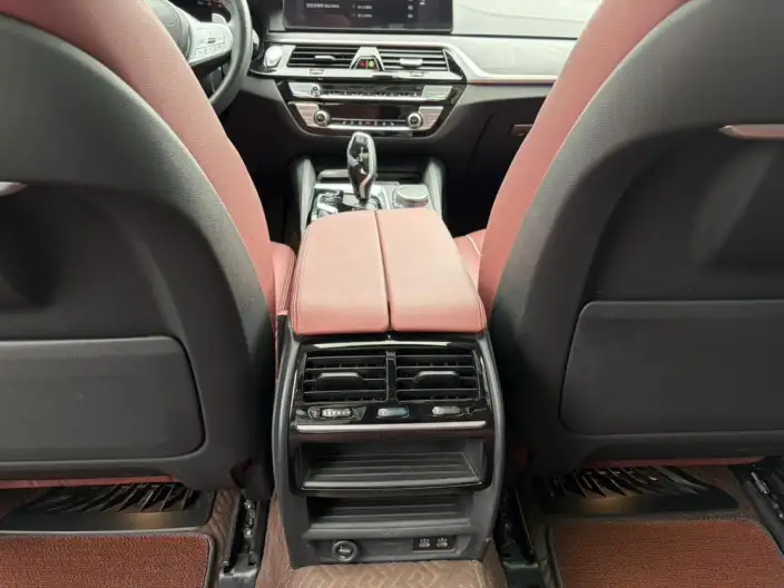 BMW 5 Series 2023 Model 530Li Leading Model M Sports Set – фото 8