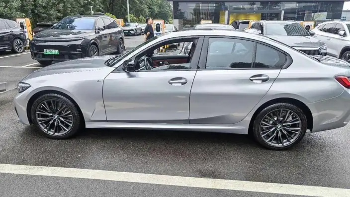 BMW 3 Series 2022 Model 330i M Sports Night Set