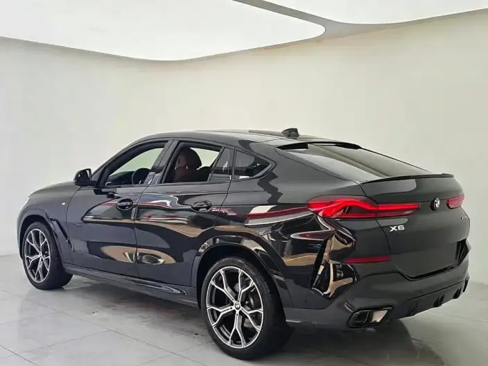 BMW X6 2022 Model Facelift xDrive40i M Sports Set