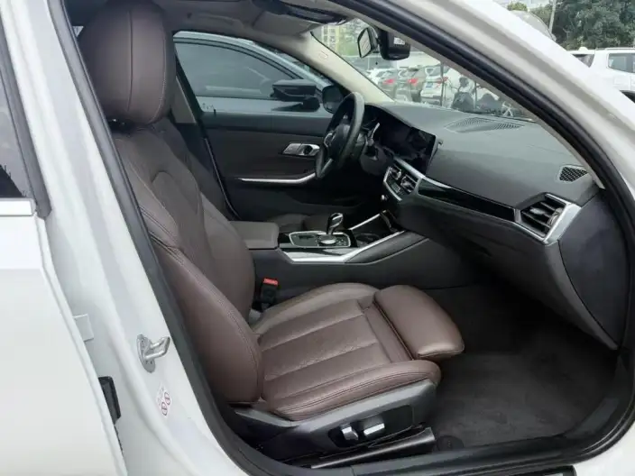 BMW 3 Series 2022 Model 320Li M Sports Set – фото 10