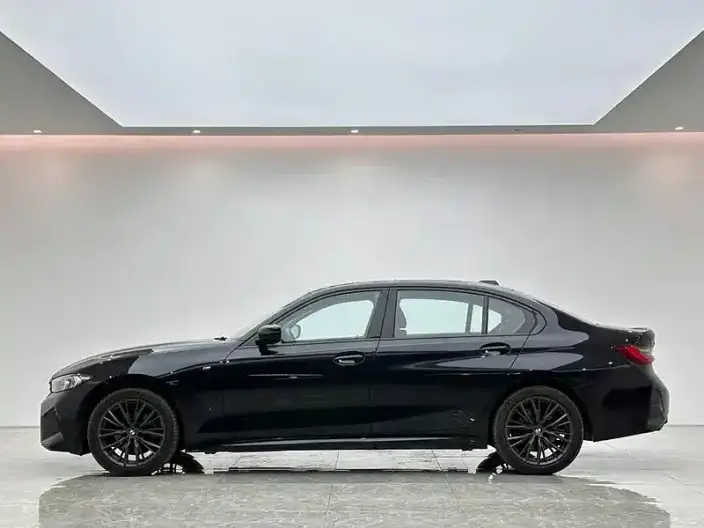 BMW 3 Series 2023 Model 325i M Sports Night Set