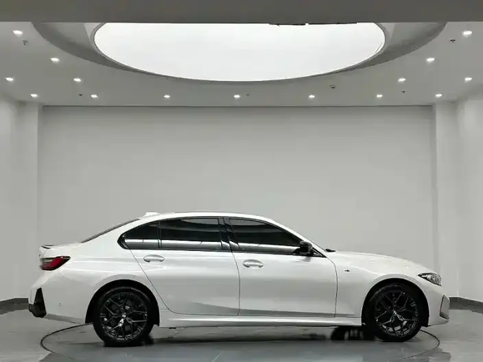 BMW 3 Series 2023 Model 325Li M Sports Night Set – фото 8