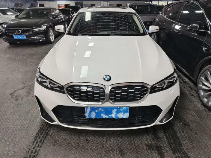 BMW 3 Series 2023 Model 325Li M Sports Set