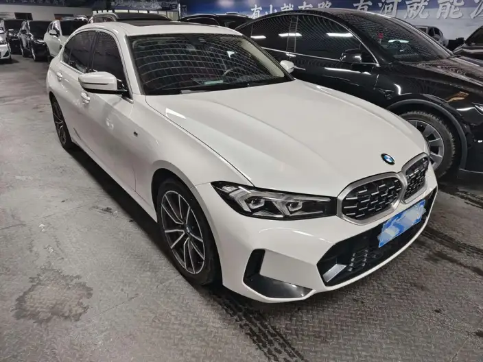 BMW 3 Series 2023 Model 325Li M Sports Set