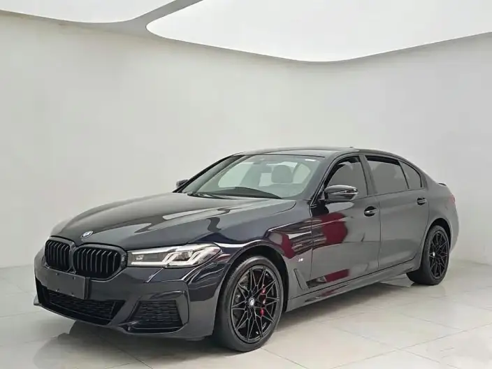 BMW 5 Series 2022 Model Facelift 530Li Exclusive Model M Sports Set