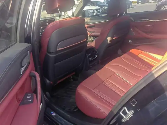BMW 5 Series 2022 Model Facelift 530Li Exclusive Model M Sports Set – фото 9