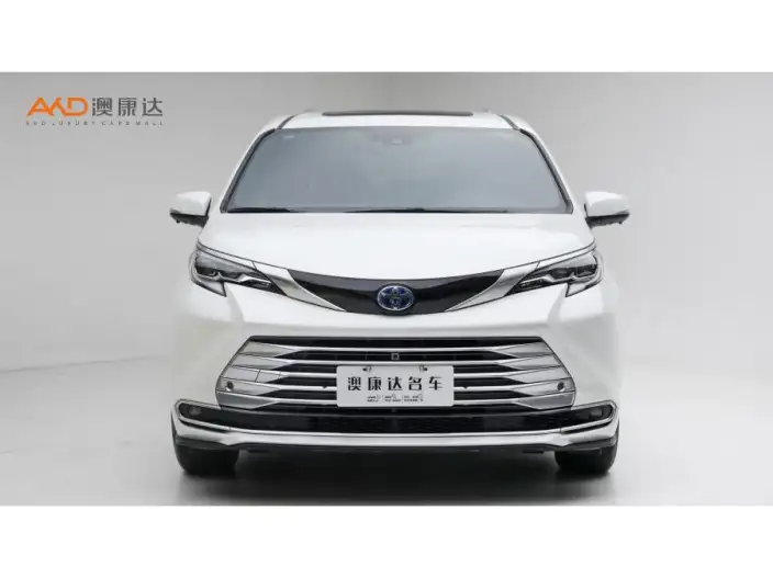 Toyota Sienna 2021 Model 2.5L Hybrid Platinum edition