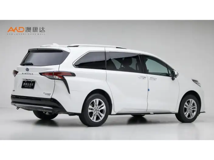 Toyota Sienna 2021 Model 2.5L Hybrid Platinum edition