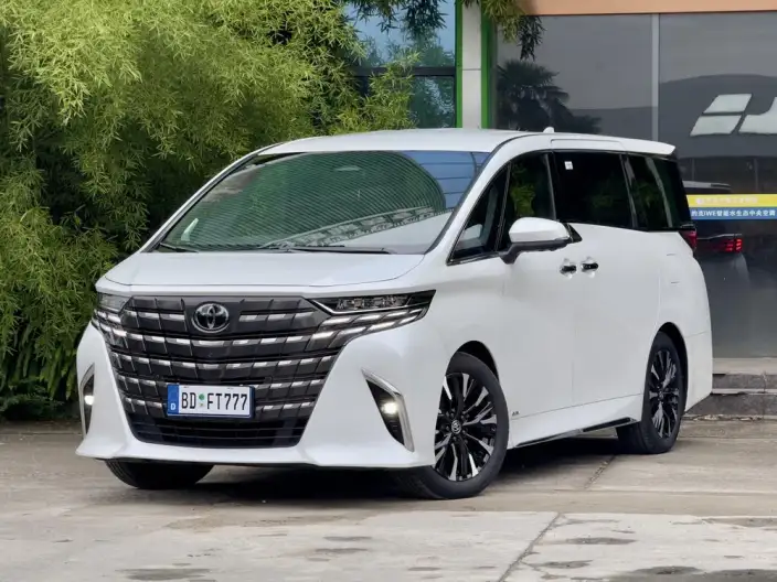 Elfa 2023 Model 2.5L Intelligent Hybrid 4WD Premium